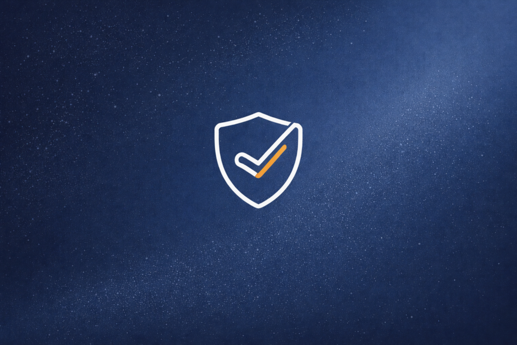 พื้นหลังการ์ดหมวดประกันโทนน้ำเงิน พร้อมไอคอนโล่และเครื่องหมายถูก สื่อถึงการคุ้มครอง (Protect)